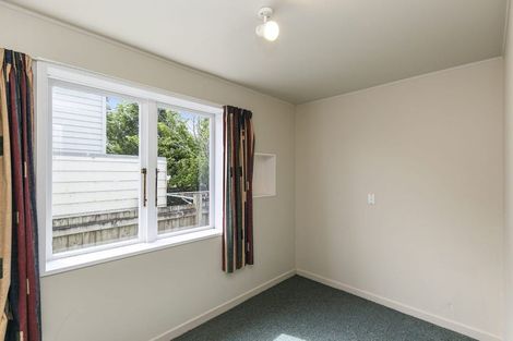 Photo of property in 7 Stephen Street, Johnsonville, Wellington, 6037