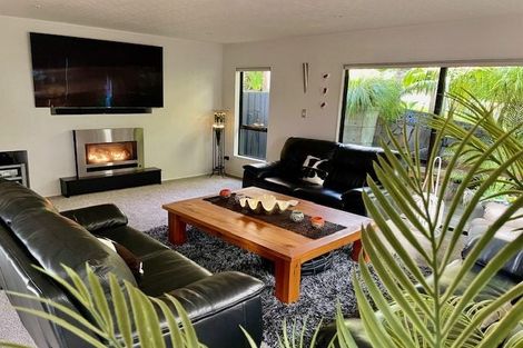 Photo of property in 112 Marram Place, Matarangi, Whitianga, 3592