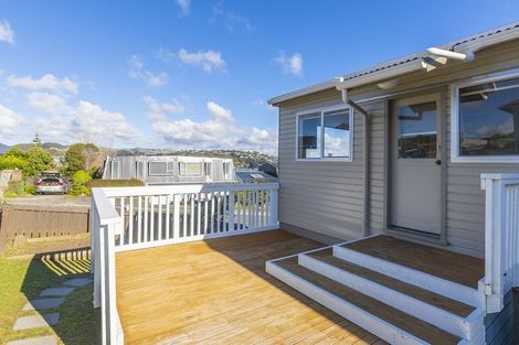 Photo of property in 35a Penryn Drive, Camborne, Porirua, 5026