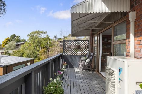 Photo of property in 2/12 Surville Place, Mairangi Bay, Auckland, 0630