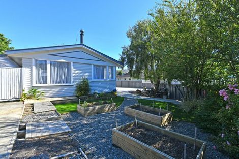 Photo of property in 39 Blueberry Grove, Timberlea, Upper Hutt, 5018