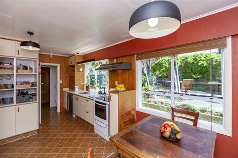 Photo of property in 103 Tilley Road, Paekakariki, 5034