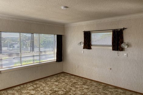 Photo of property in 10 Renwick Street, Papakura, 2110