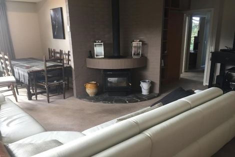 Photo of property in 116 Moncks Spur Road, Redcliffs, Christchurch, 8081