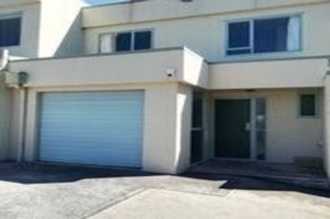 Photo of property in 7/351 West Coast Road, Glen Eden, Auckland, 0602