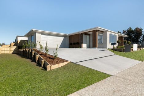 Photo of property in 7 Manotini Way, Pyes Pa, Tauranga, 3112