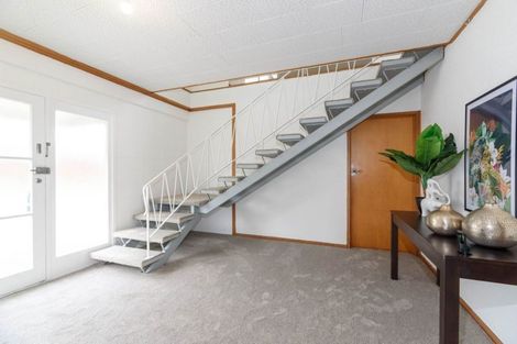 Photo of property in 2/120 Titirangi Road, New Lynn, Auckland, 0600