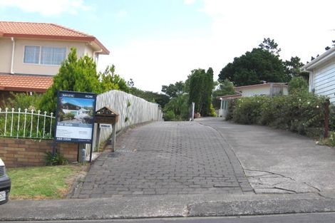 Photo of property in 1/40 Woodstock Road, Forrest Hill, Auckland, 0620