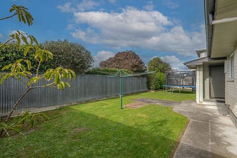 Photo of property in 12 Tabak Crescent, Takaro, Palmerston North, 4412
