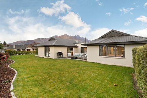 Photo of property in 11 Portree Drive, Lower Shotover, Queenstown, 9371