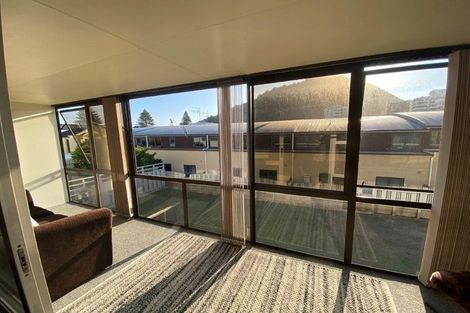 Photo of property in 40m Maunganui Road, Mount Maunganui, 3116