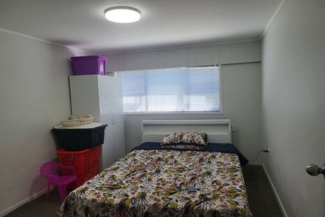 Photo of property in 41 Ferguson Street, Manurewa East, Auckland, 2102