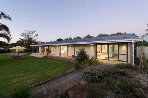 Photo of property in 2 Cochrane Drive, Kerikeri, 0230