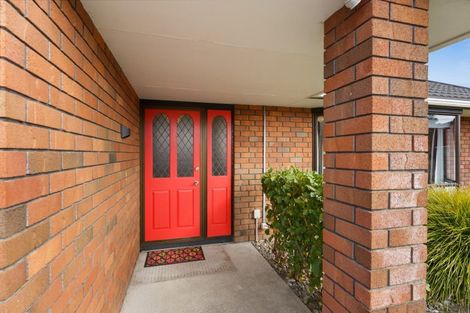 Photo of property in 5 Oakwood Grove, Paraparaumu Beach, Paraparaumu, 5032