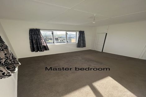 Photo of property in 27 Seaforth Avenue, Mangere Bridge, Auckland, 2022
