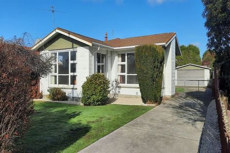 Photo of property in 147 Yaldhurst Road, Sockburn, Christchurch, 8042