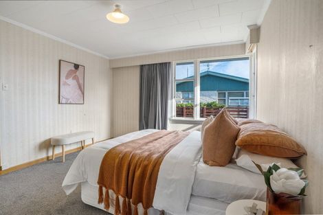 Photo of property in 326 Great North Road, Winton, 9720