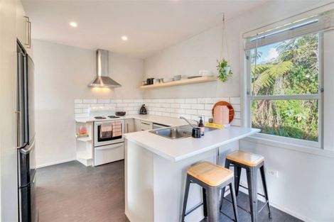 Photo of property in 48 Sylvan Crescent, Te Atatu South, Auckland, 0610