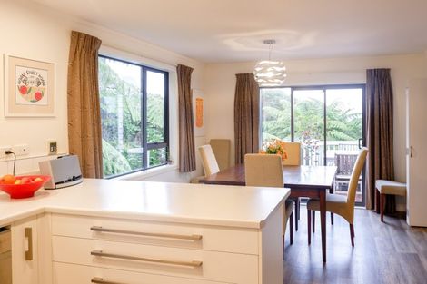 Photo of property in 30 Stanhope Grove, Korokoro, Lower Hutt, 5012