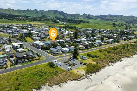 Photo of property in 207 Seaforth Road, Waihi Beach, 3611