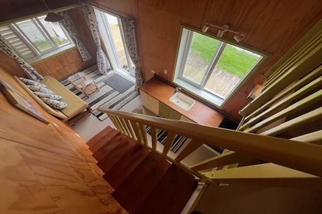Photo of property in 51 Onewa Road, Northcote, Auckland, 0627