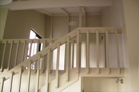 Photo of property in 2/4 Catrina Avenue, Birkenhead, Auckland, 0626