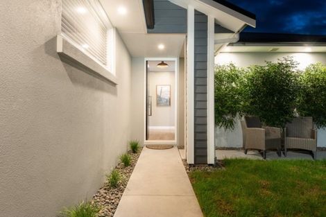 Photo of property in 8 Cassinia Close, Papamoa Beach, Papamoa, 3118