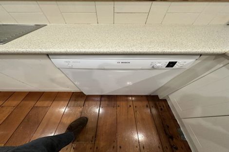 Photo of property in 212 Adelaide Road, Newtown, Wellington, 6021