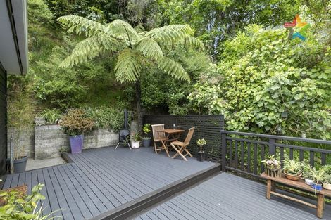 Photo of property in 3/4 Dowse Drive, Maungaraki, Lower Hutt, 5010