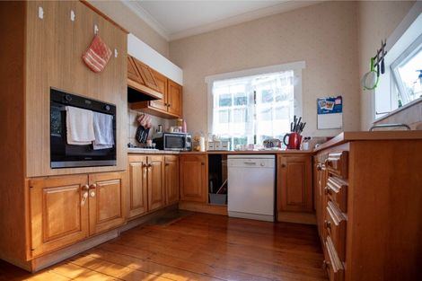 Photo of property in 2 Union Street, Claudelands, Hamilton, 3214