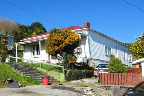 Photo of property in 52 Murray Street, Greymouth, 7805