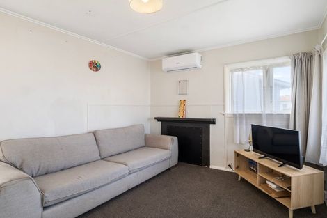 Photo of property in 10 Cornfoot Street, Castlecliff, Whanganui, 4501