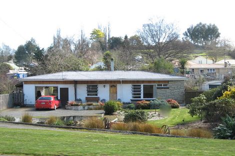 Photo of property in 169 Hautapu Street, Taihape, 4720