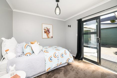 Photo of property in 69 Florence Avenue, Palmerston North, 4414