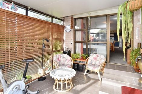 Photo of property in 11 Emlyn Place, Avondale, Christchurch, 8061