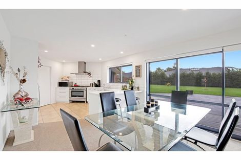 Photo of property in 205 High Street, Oxford, 7430