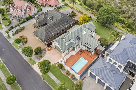 Photo of property in 82 Glenross Drive, Wattle Downs, Auckland, 2103
