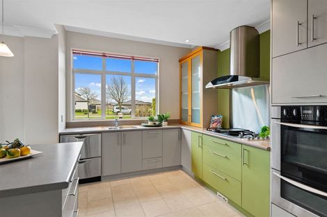 Photo of property in 31 Aidanfield Drive, Aidanfield, Christchurch, 8025