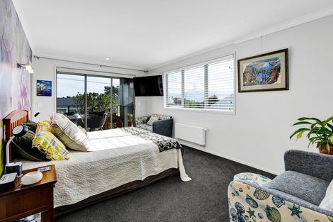 Photo of property in 3 Baring Terrace, Strandon, New Plymouth, 4312