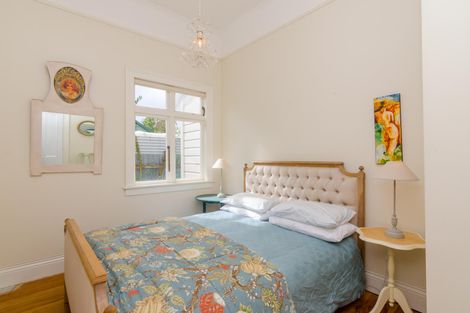 Photo of property in 2 Seddon Street, Carterton, 5713