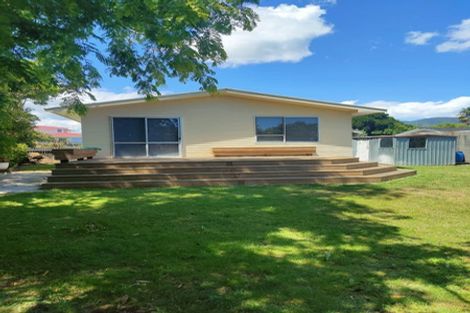 Photo of property in 3 Tacoma Drive, Totara Park, Upper Hutt, 5018