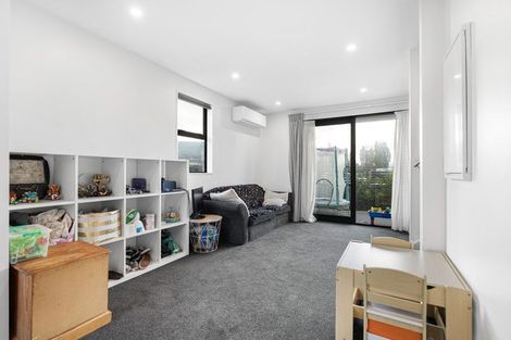 Photo of property in 1/27 Harewood Road, Papanui, Christchurch, 8053
