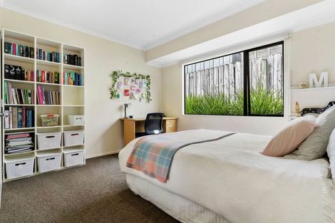 Photo of property in 36a Westerham Drive, Dannemora, Auckland, 2016