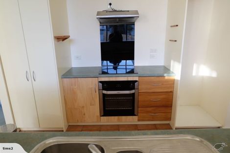 Photo of property in 9 Loughanure Place, Massey, Auckland, 0614