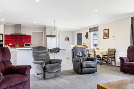 Photo of property in 15 Kamaka Street, Wharewaka, Taupo, 3330