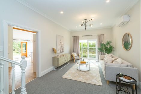 Photo of property in 35 Cambridge Terrace, Masterton, 5810