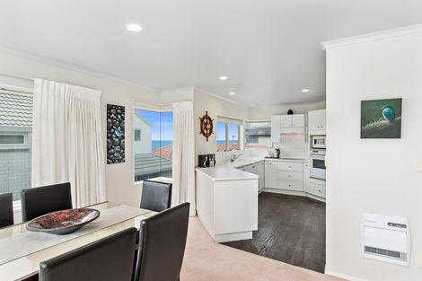 Photo of property in 437b Oceanbeach Road, Mount Maunganui, 3116