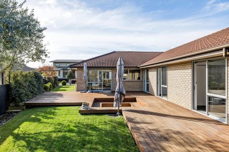 Photo of property in 5 Compton Grove, Huntington, Hamilton, 3210