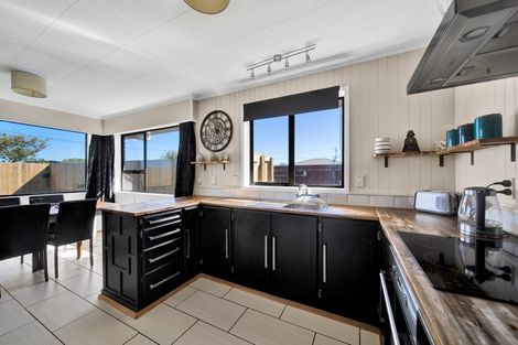 Photo of property in 27 Gore Street, Normanby, Hawera, 4614