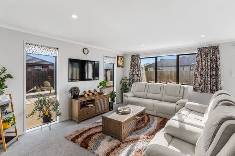 Photo of property in 10 Joy Place, Rolleston, 7614